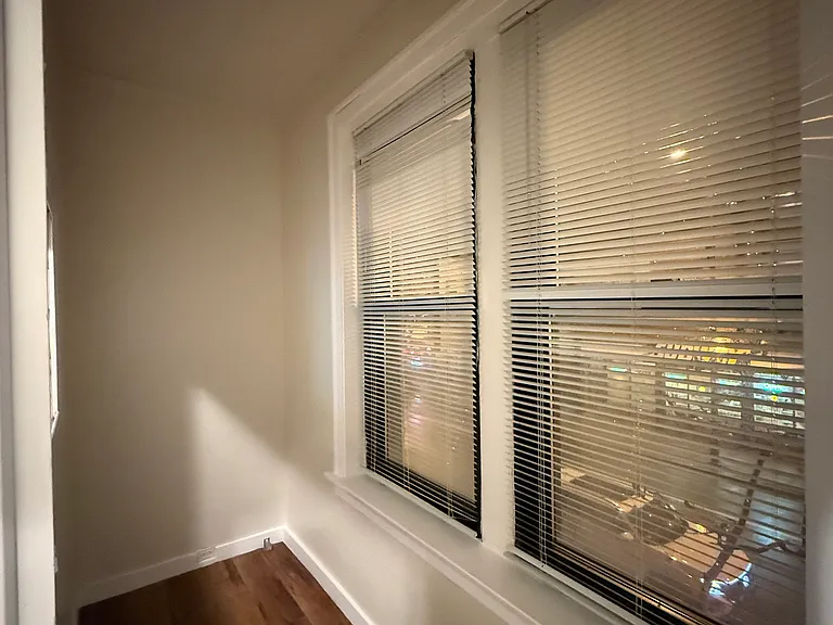 1800 S Blue Island Ave #210 — Photo 4