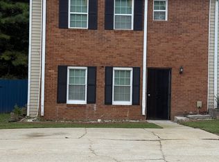 990 Hickory Bend Rd, Atlanta, GA 30349
