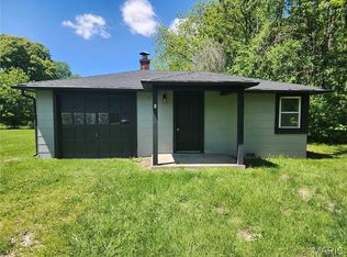 6 Irma Ln, Fairview Heights, IL 62208
