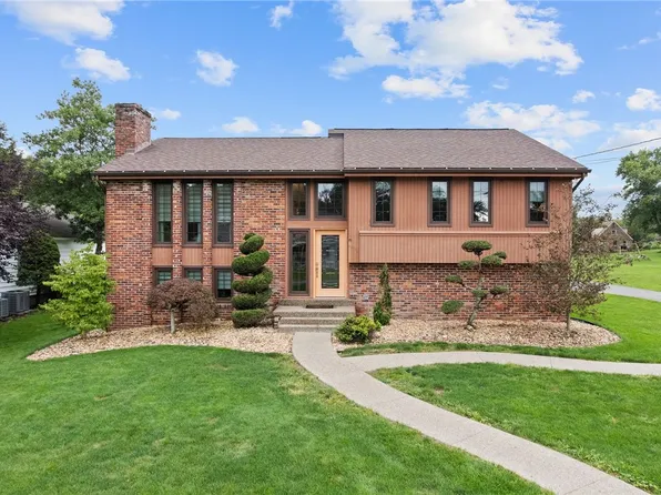 114 Kuchinic St, Venetia, PA 15367