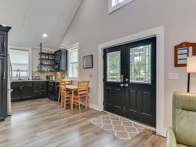 116 Edgefield Ave — Photo 7