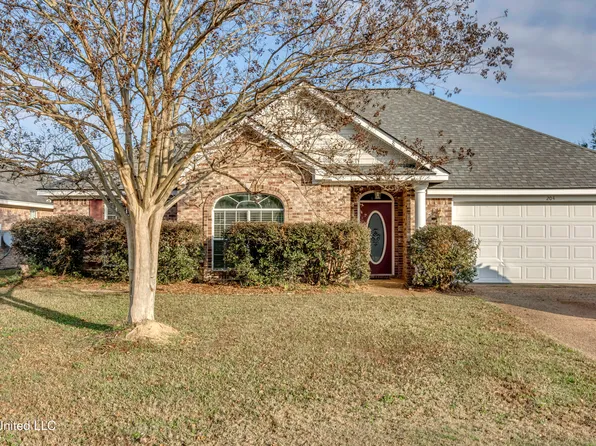 204 Holmar Dr, Brandon, MS 39047