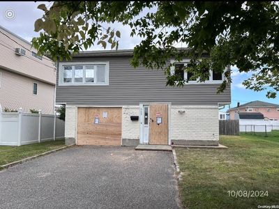 665 Miller Avenue, Freeport, NY, 11520