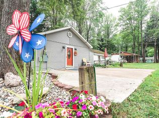 126 Poplar Ct, Cadillac, MI