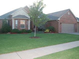 17013 Granite Pl, Edmond, OK 73012