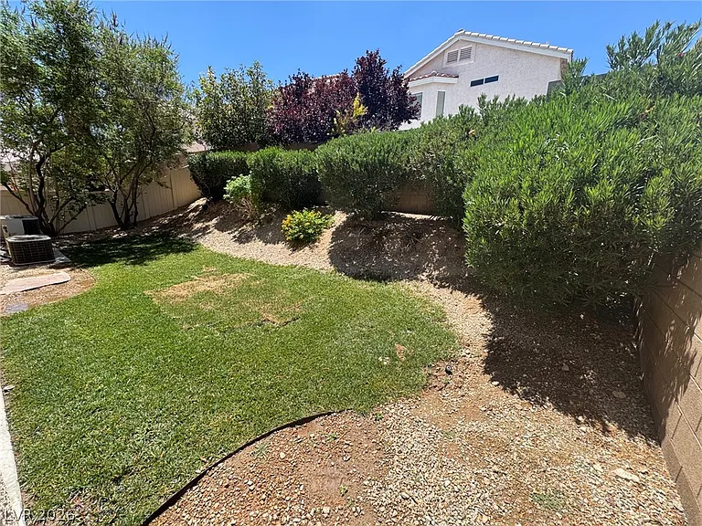 9469 Thatched Sunlight Ct — Photo 31
