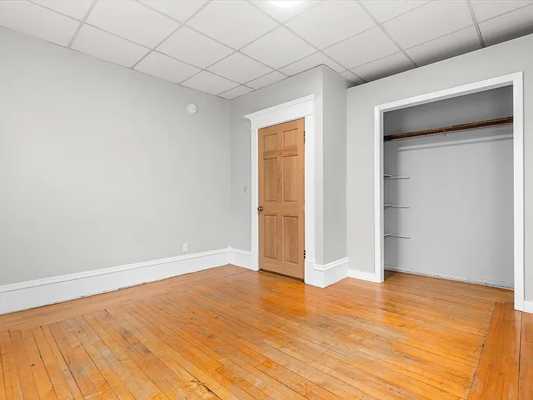 322 S Stewart Ave #3 — Photo 7