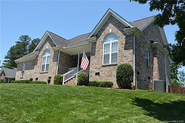 1st image of 7305 Drury Ln
