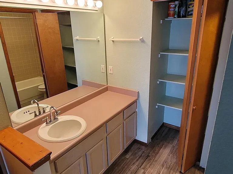 4555 Sentinel Rock — Photo 25