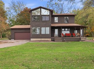 1012 S High St, Port Byron, IL 61275