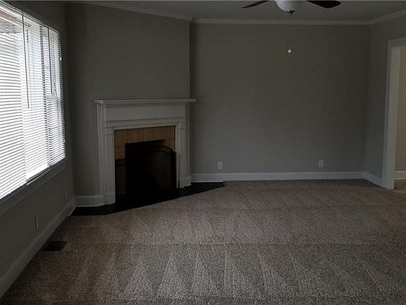 3rd image of 700 Old Mill St