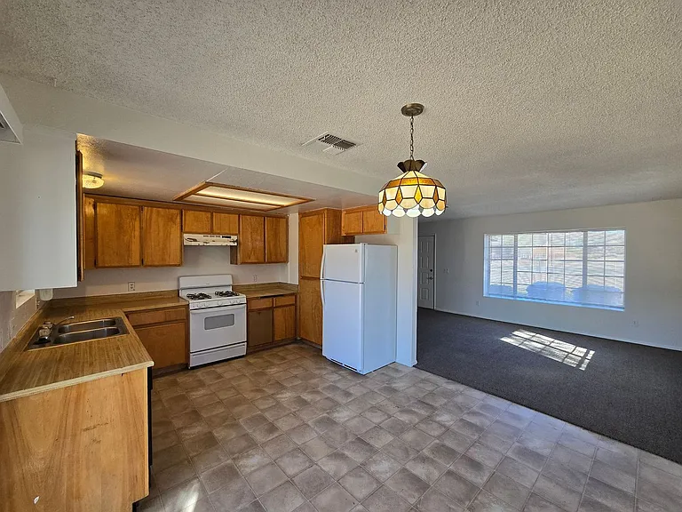 72211 Sunnyvale Dr — Photo 7