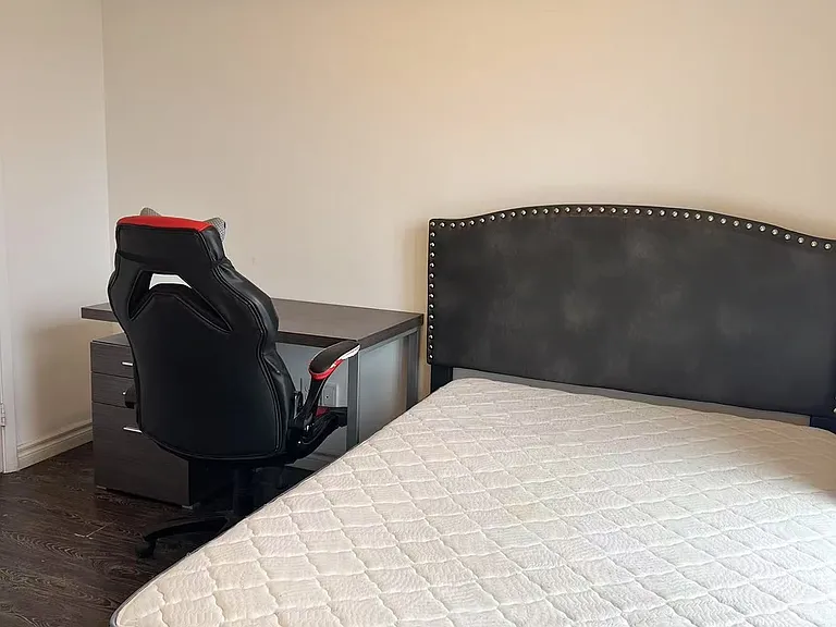 158 King St N #1701 — Photo 5
