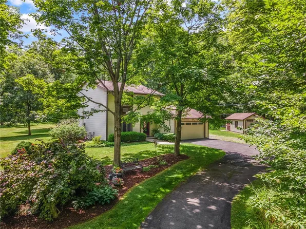 1160 Hinging Post Rd, Ithaca, NY 14850