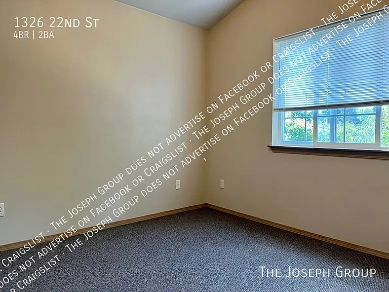 1326 22nd St — Photo 11