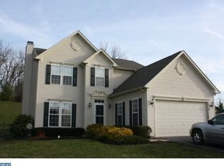 14 Newton Cir, West Grove, PA 19390