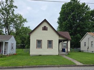 126 Popp Ave, Sellersburg, IN 47172