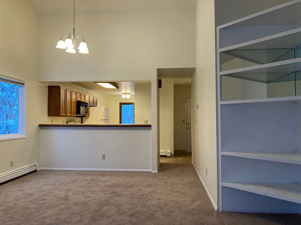 5620 E 40th Ave #C303