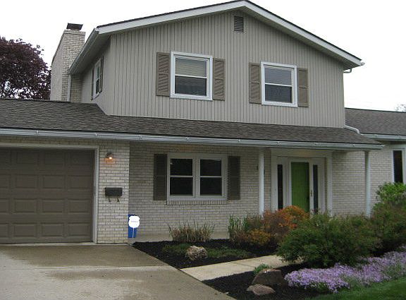 2nd image of 854 Bexley Ave