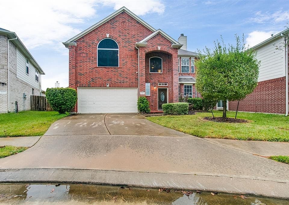 1st image of 5807 Lundwood Ln