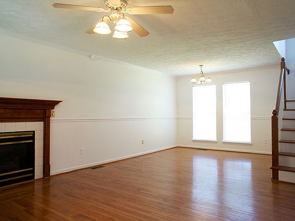 2nd image of 3217 Middleford Dr