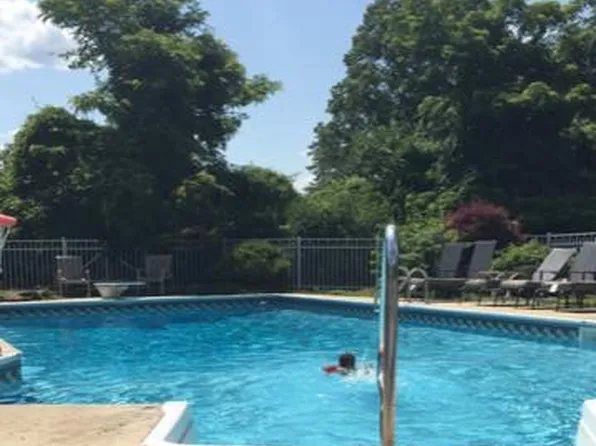 (undisclosed Address), West Long Branch, NJ 07764