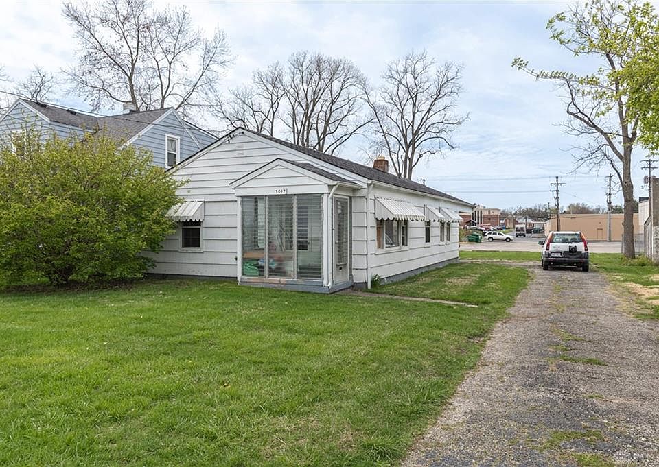 1st image of 3017 Oakmont Ave