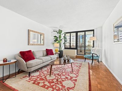 200 Rector Pl APT 24J, New York, NY, 10280