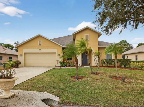 5806 NW Breezy Brook Court, Port St Lucie, FL 34986