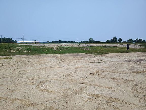 2nd image of 1 Old Phelps Rd