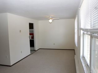 855 Cadmus St APT E, East Liverpool, OH