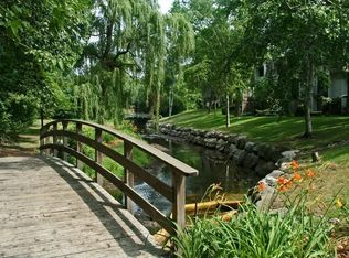 6170 Golden Valley Rd, Golden Valley, MN 55422