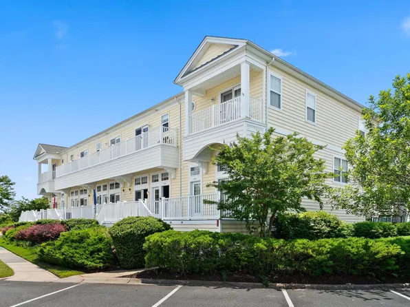 8695 Egret Loop Ln #504, Berlin, MD 21811