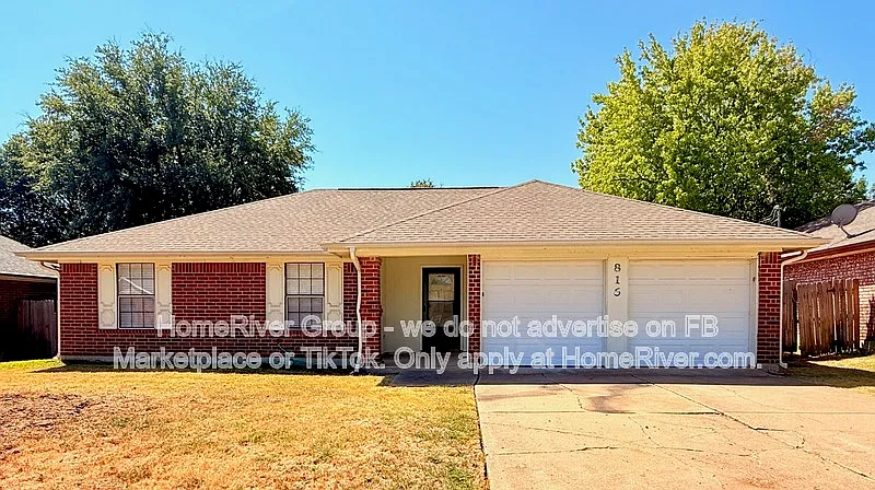 816 Castleview Dr