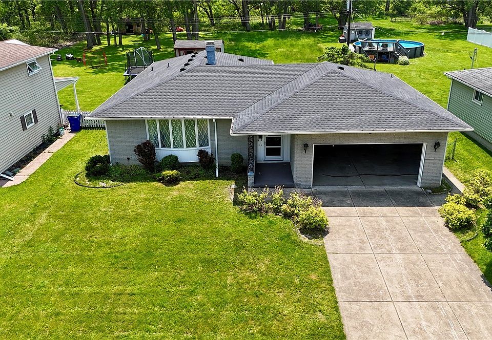 1st image of 21 Kathy Ln