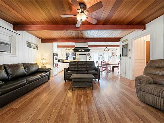 5th image of 499 Dorn Dr