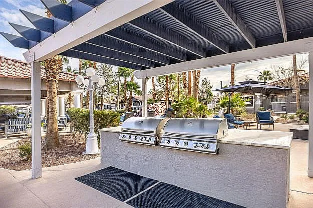 Outdoor Grill