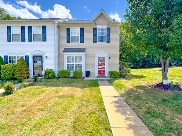 9728 W Midland Way, Fredericksburg, VA 22408