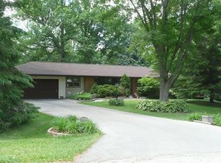 606 North Ctr, Lena, IL 61048
