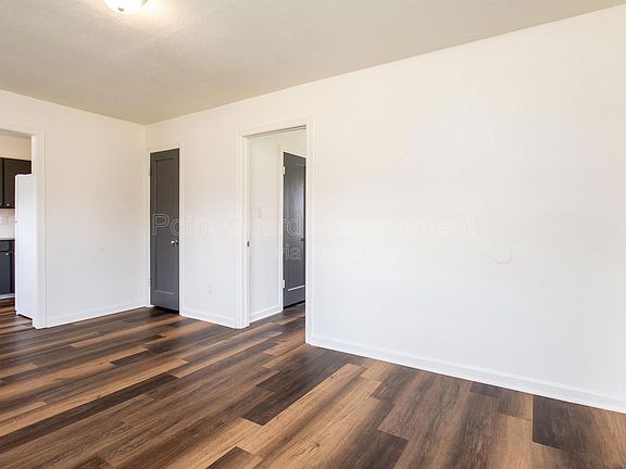 3rd image of 1301 E Mount Vernon St #1301