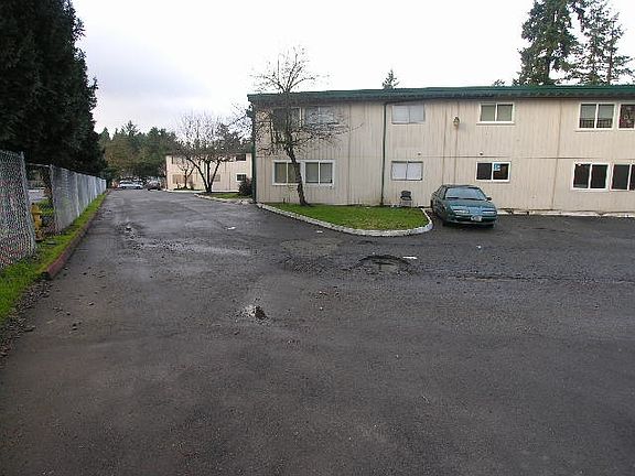 3rd image of 5607 Boston Ave SW