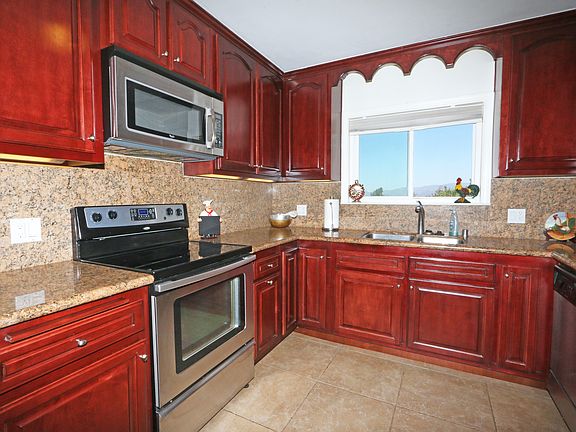 4th image of 142 Brandenburg Ln