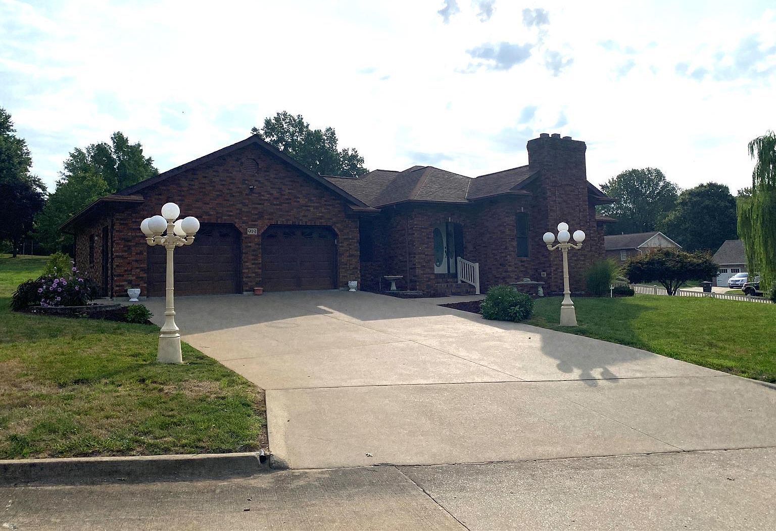 912 Dorothy Dr, Perryville, MO 63775 Zillow