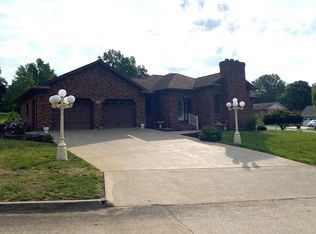912 Dorothy Dr, Perryville, MO 63775