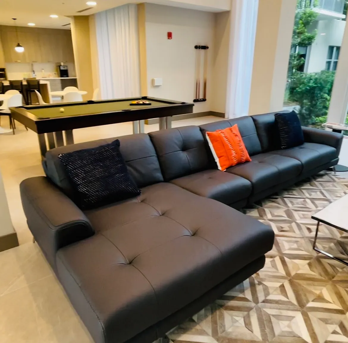 1 bed, 1.0 bath, 680 sqft, $2,120 — Photo 3