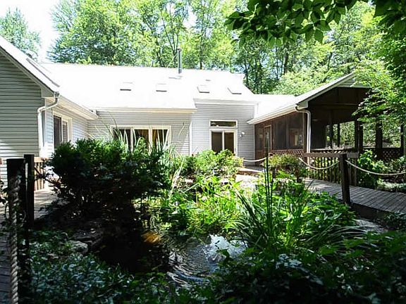 5th image of 1203 Woodspoint Ln