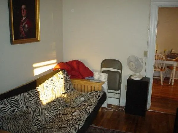 2 bed, 750 sqft, $3,350 — Photo 4