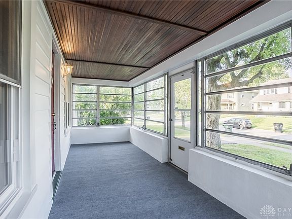 4th image of 2426 Ravenwood Ave