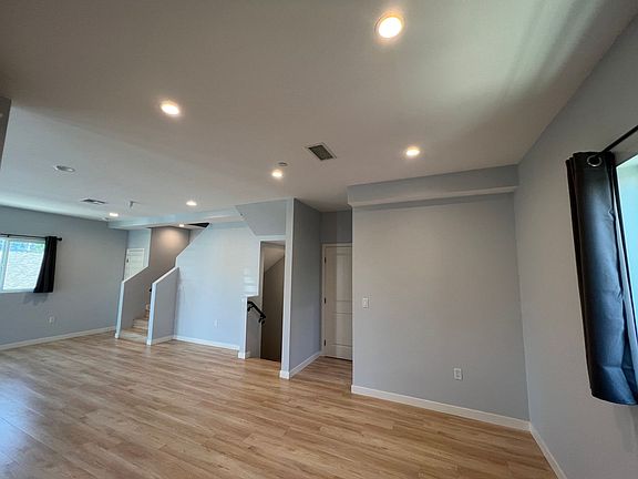 5th image of 5661-5669 N Elmer Ave #D