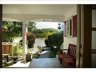 4th image of 16845 Oak Glen Ave